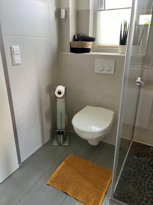 Appartement Buechensaal Mit Stellplatz Erlensee ภายนอก รูปภาพ
