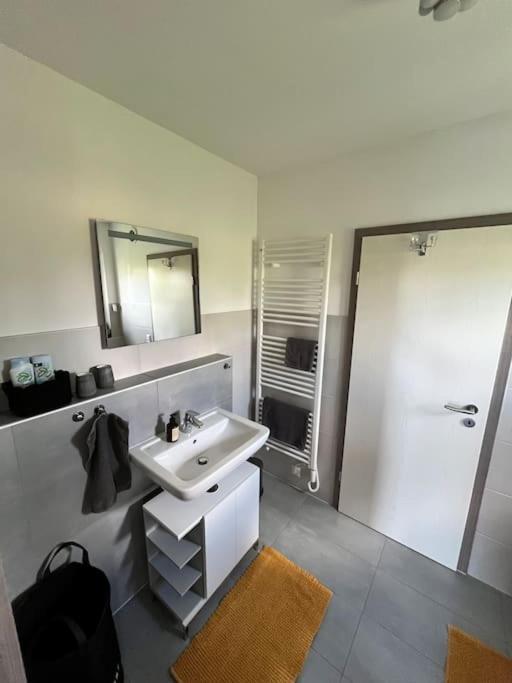Appartement Buechensaal Mit Stellplatz Erlensee ภายนอก รูปภาพ